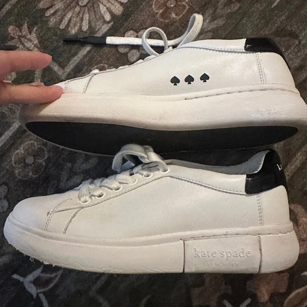 Kate Spade Lift Sneakers Size 7